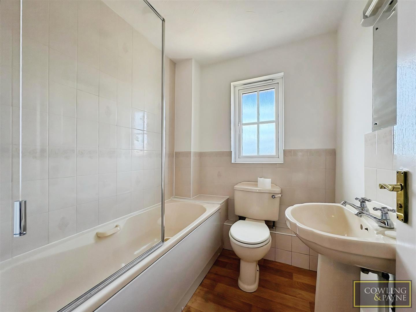 Davidson Gardens, Wickford